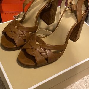 Michael Kors Annaliese Platform pumps